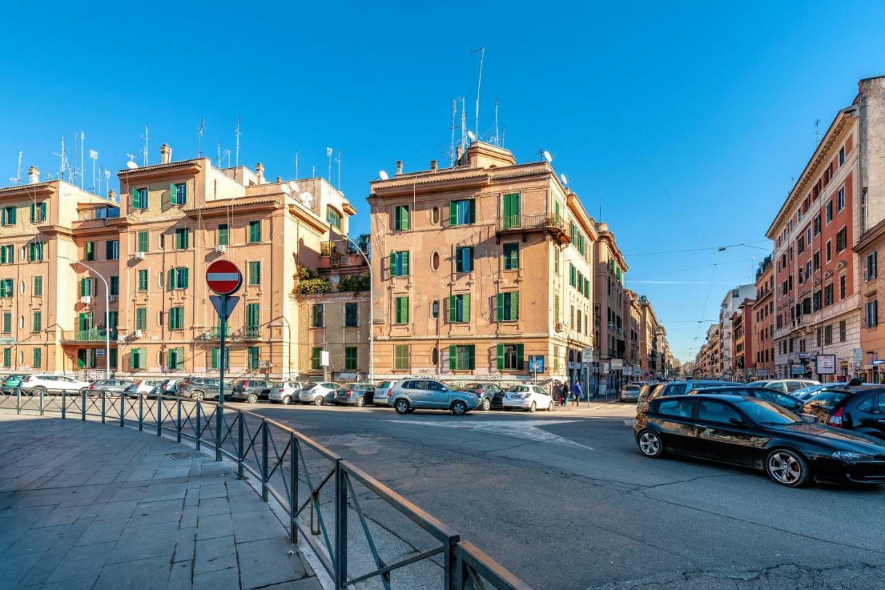 روما Vatican Caracciolo المظهر الخارجي الصورة